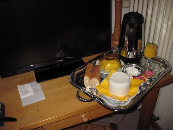 fichier 20150517_0132_001d578_route_les_plantades_hotel_petit_dejeuner-0.jpg