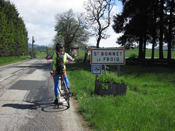 fichier 20150517_1057_d9_route_saint_bonnet_le_froid_panneau_christian_beck-0.jpg