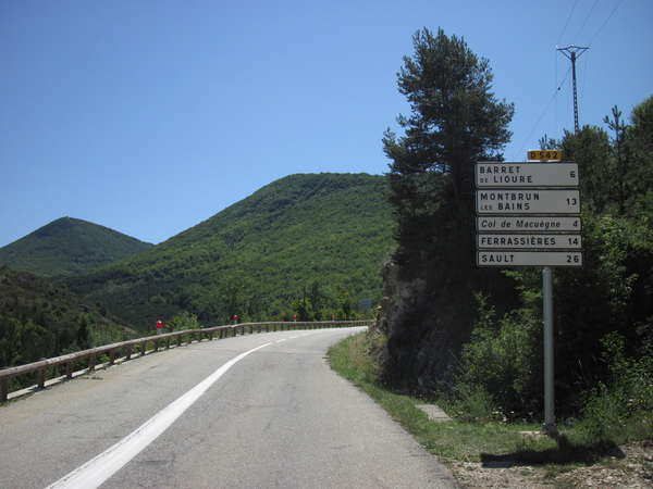 fichier 20140816_1316_d542_route_panneau-0.jpg