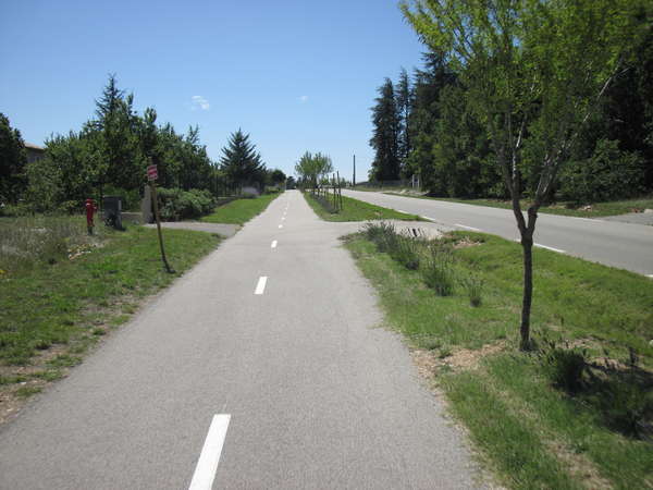 fichier 20140816_1429_001d950_route_piste_cyclable_avant_sault-0.jpg