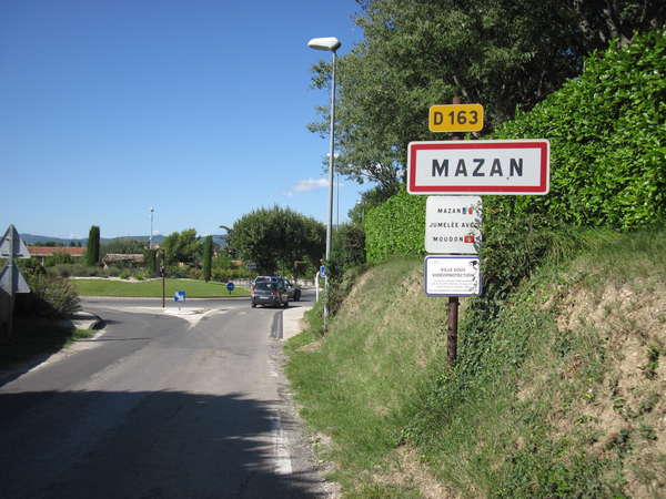 fichier 20140816_1702_001d163_route_mazan_panneau-0.jpg