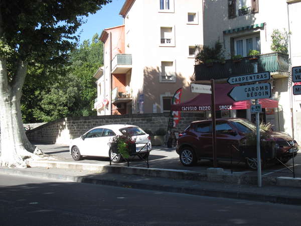 fichier 20140816_1709_001d163_route_mazan_prendre_a_gauche-0.jpg