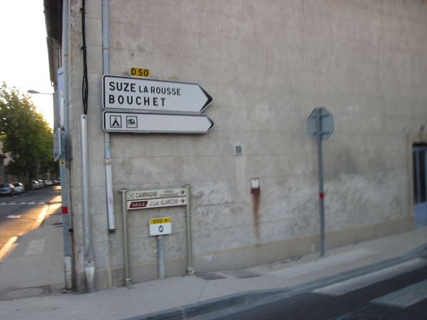 fichier 20140816_2012_d50_route_sainte_cecile_les_vignes_panneau-0.jpg