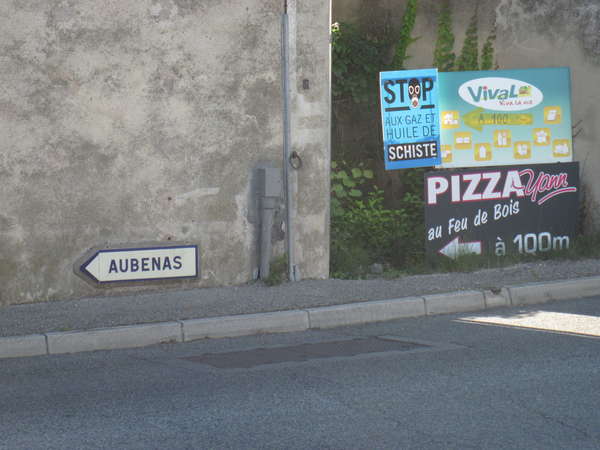 fichier 20140817_0923_d579_route_saint_sernin_suivre_aubenas_gaz_schiste-0.jpg