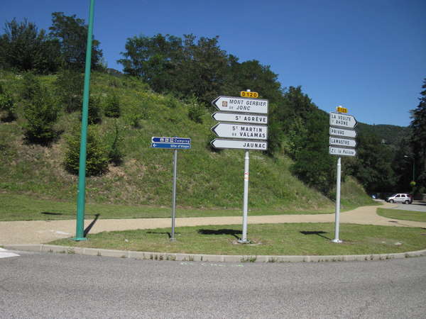 fichier 20140817_1429_d120_route_le_cheylard_prendre_a_gauche-0.jpg