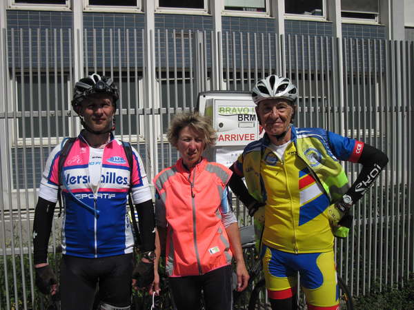 fichier 20150531_0546_011brm_600k_arrivee_grenoble_olivier_fedensieu_max_dumez_karine_malle-urvoy-0.jpg