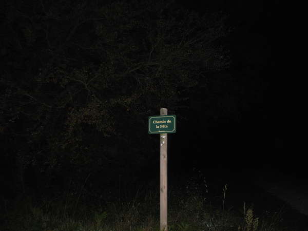 fichier 20111005_0650_d155_route_chemin_de_la_feta_panneau-0.jpg