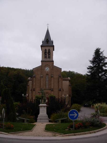 fichier 20111005_0805_d51_route_hauterives_eglise-0.jpg