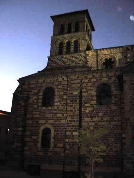 fichier 20111005_1944_d912_route_brioude_basilique_saint_julien-0.jpg
