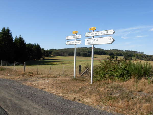 fichier 20111006_1047_001d585_route_panneau-0.jpg