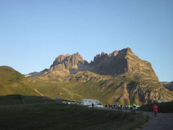 fichier 20150712_0632_002d927_route_col_du_glandon_aiguilles_de_largentiere_sambuis-0.jpg