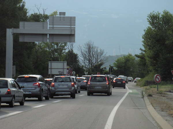 fichier 20150712_1914_d1091_route_jarrie_encombrement-0.jpg