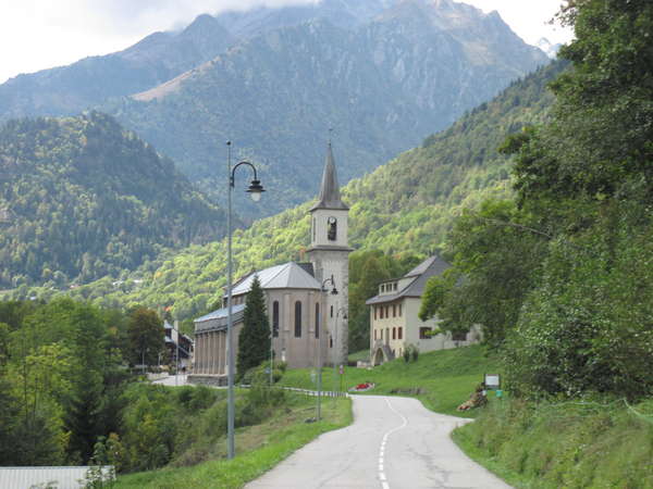 fichier 20150919_1408_001d927_route_saint_colomban_des_villards_eglise-0.jpg