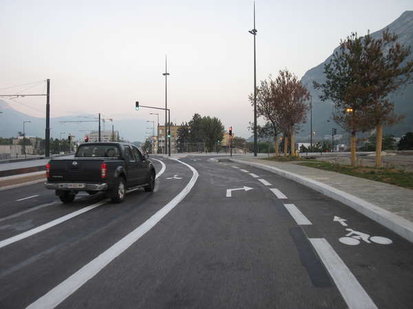 fichier 20140927_0751_001pc_route_place_nelson_mandela-0.jpg