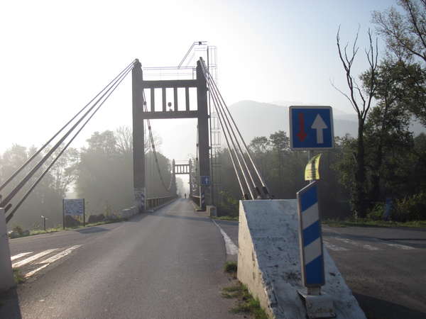 fichier 20140927_0859_001d30_route_ancien_pont-0.jpg