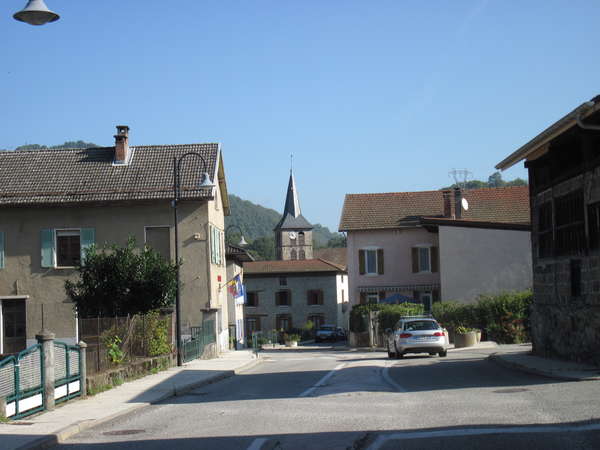 fichier 20140927_1049_005d209_route_la_chapelle_du_bard_eglise-0.jpg