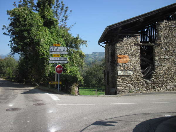 fichier 20140927_1124_001d207a_route_arvillard_carrefour_droite-0.jpg