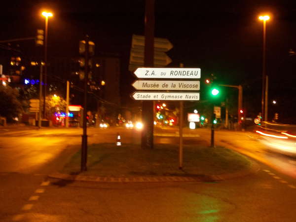 fichier 20140927_2023_grenoble_route_panneau-0.jpg