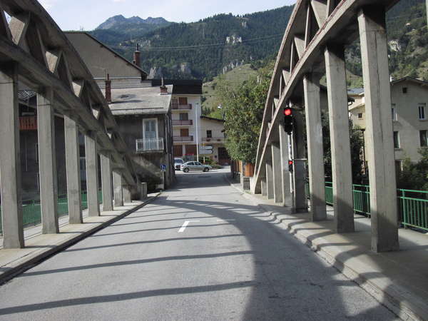 fichier 20150926_1524_001d215_route_modane_pont_arc-0.jpg