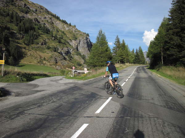 fichier 20150926_1746_d902_route_carrefour_vers_col_madeleine_cyclo-0.jpg