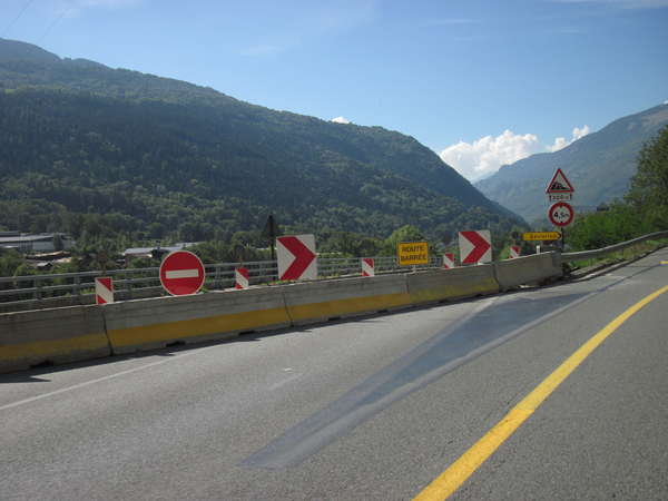 fichier 20150927_1323_001d1090_route_aime_alternat_circulation-0.jpg