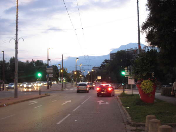 fichier 20150927_1941_pc_route_grenoble_pont_isere-0.jpg