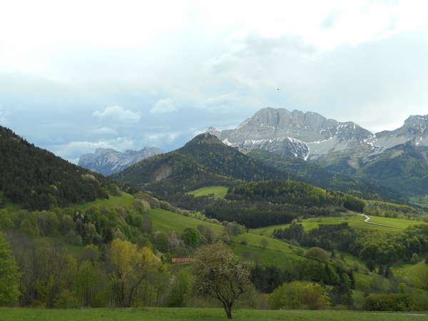 fichier 20160522_1619_001cv_route_le_puits_vue_col_allimas-0.jpg