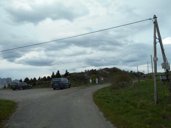 fichier 20160522_1634_002cv_route_parking-0.jpg