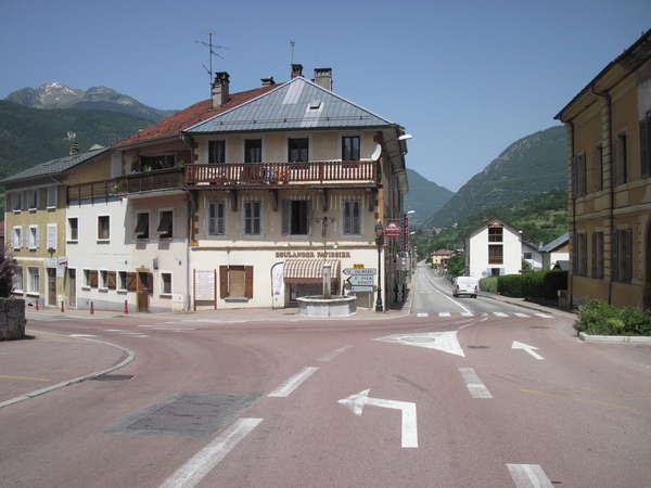 fichier 20140608_1228_d94_route_aigueblanche_panneau-0.jpg