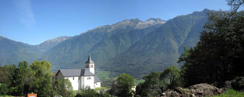image 20140927_1317_003c0_route_saint_alban_hurtieres_eglise_pano03-g.jpg