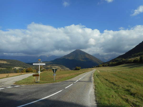 fichier 1400_20161009_1558_001d216_route_carrefour-0.jpg