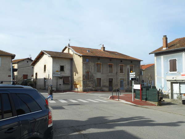 fichier 20170212_1217_002d538_route_cour_et_buis_carrefour-0.jpg