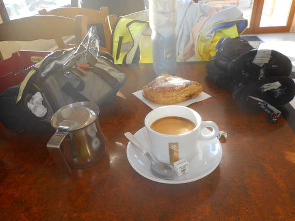 fichier 20170226_0812_d1075_route_relais_de_la_commanderie_cafe-0.jpg