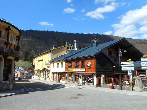 fichier 20170408_1501_d436_route_mijoux-0.jpg