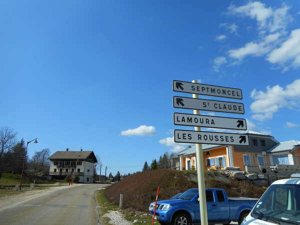 fichier 20170408_1545_001d436_route_lajoux_panneau-0.jpg