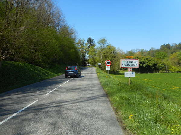 fichier 20170409_1159_001d916a_route_le_pont_de_beauvoisin_panneau-0.jpg