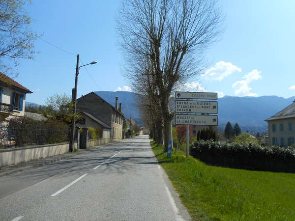 fichier 20170409_1332_003d1006_route_les_echelles_panneau-0.jpg