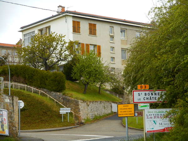 fichier 20170506_1444_001d3_route_saint_bonnet_le_chateau_panneau-0.jpg