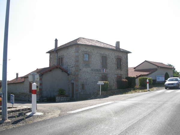 fichier 20111005_1453_002d3_route_la_tourette_mairie-0.jpg