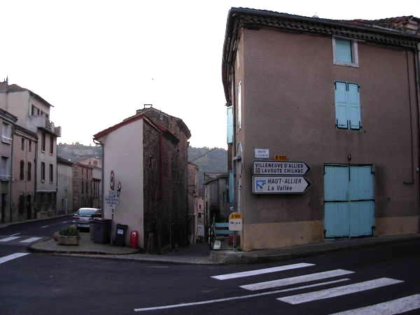 fichier 20111006_0746_001d585_route_vieille_brioude_panneau-0.jpg