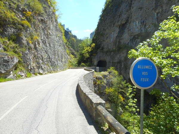 fichier 20170517_1245_d539_route_panneau-0.jpg