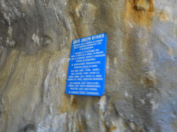 fichier 20170517_1246_002d539_route_tunnel_panneau-0.jpg