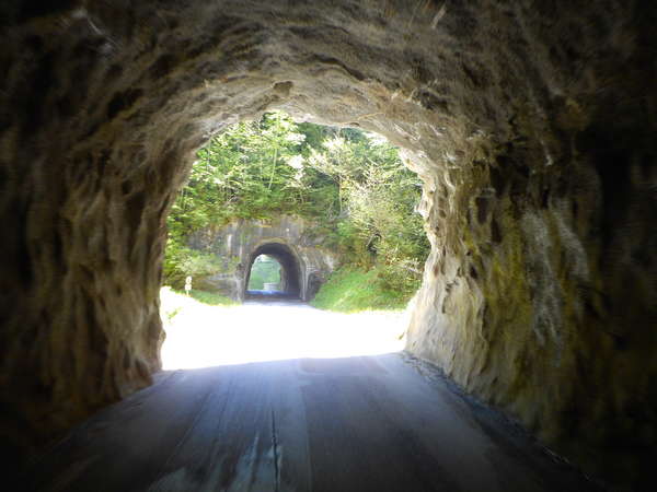 fichier 20170517_1248_002d539_route_tunnel-0.jpg