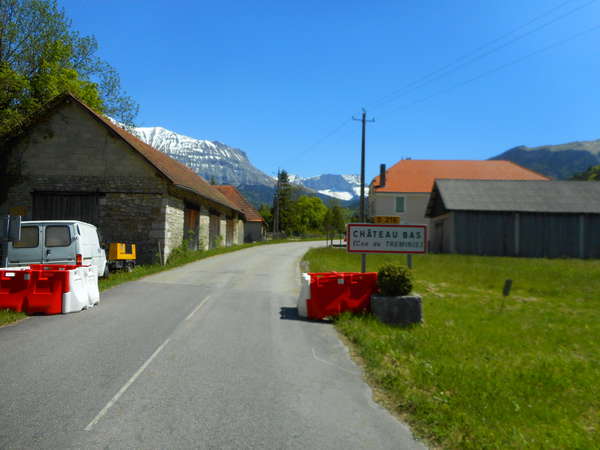 fichier 20170517_1505_d216_route_chateau_bas_panneau-0.jpg