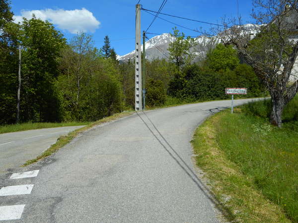 fichier 20170517_1514_002d216_route_chateau_mea_panneau-0.jpg