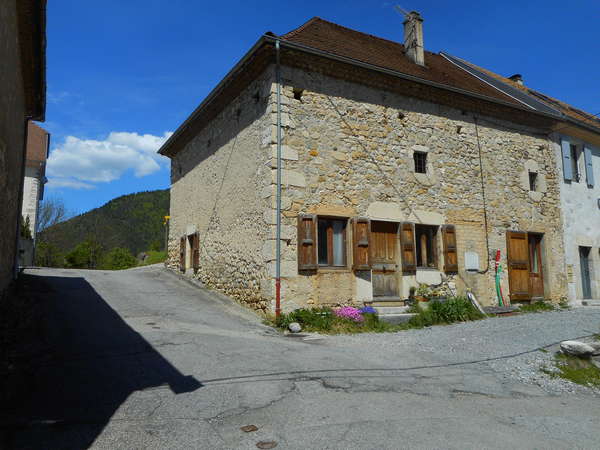 fichier 20170517_1516_001d216_route_chateau_mea_prendre_gauche-0.jpg