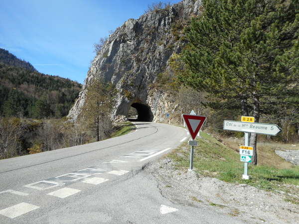 fichier 20150410_0940_001d993_route-0.jpg