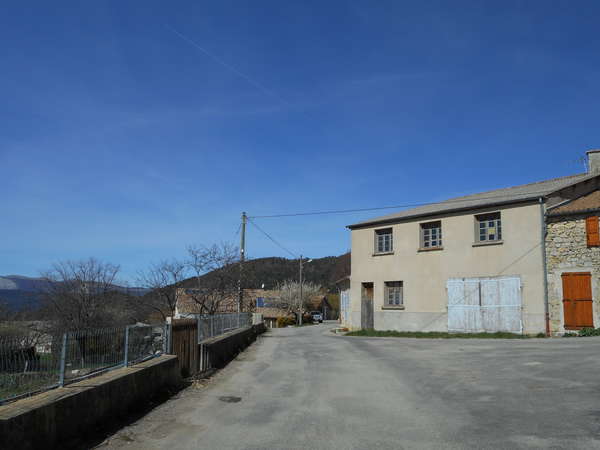 fichier 20150410_1047_001d175_route_lesches_en_diois-0.jpg