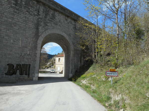 fichier 20150410_1410_001d157_route_pontaix_panneau-0.jpg