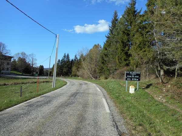 fichier 20150410_1706_001d70_route_col_de_bacchus_panneau-0.jpg